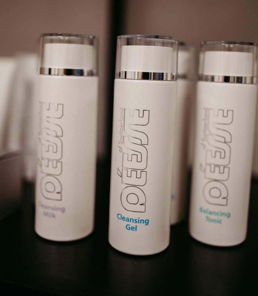Déesse Cleansing Gel, Cleansing Milk und Balancing Tonic, Schweizer Naturkosmetik